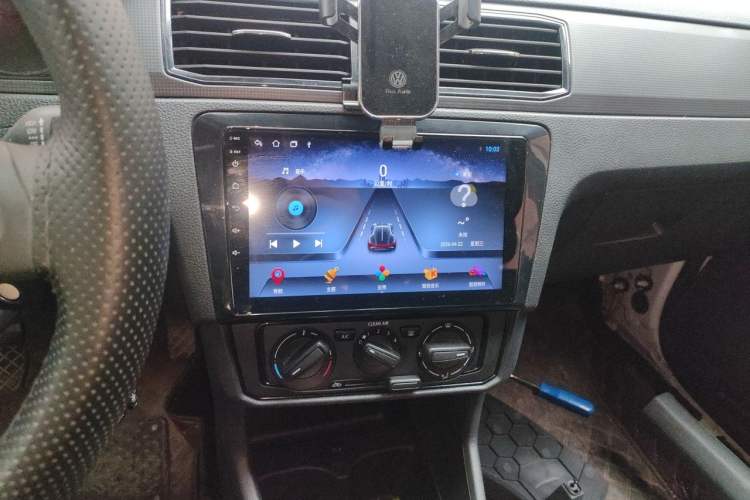 Used Volkswagen Santana 2021 1.5L Manual Fashion Edition Audio And AC Panel