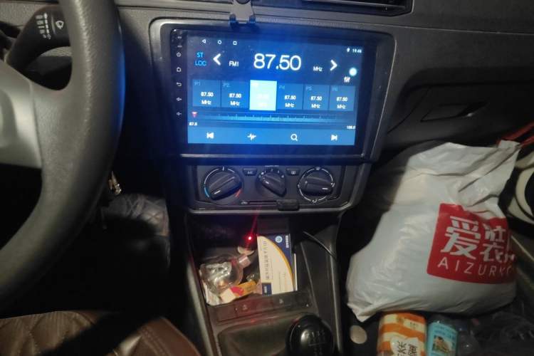 Used Volkswagen Santana 2021 1.5L Manual Fashion Edition Audio And AC Panel