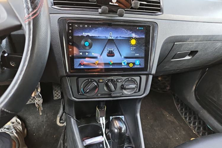 Used Volkswagen Santana 2021 1.5L Automatic Fashion Edition Audio And AC Panel