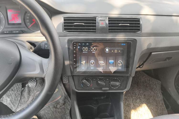 Used Volkswagen Santana 2021 1.5L Manual Fashion Edition Audio And AC Panel