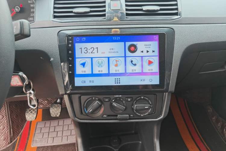 Used Volkswagen Santana 2021 1.5L Manual Fashion Edition Audio And AC Panel