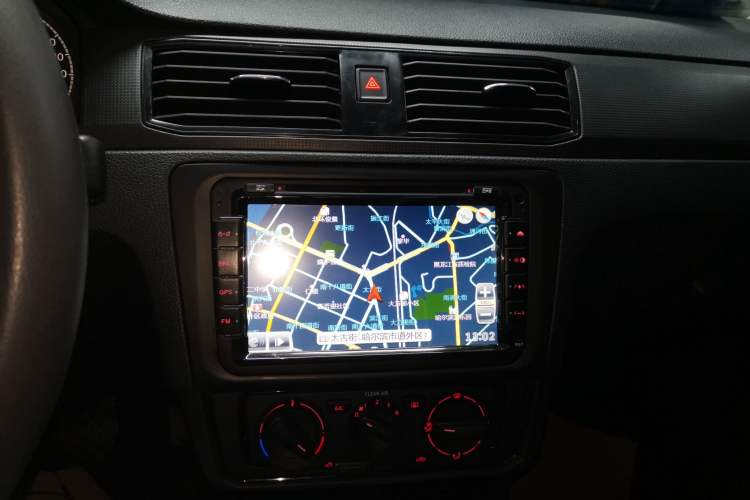 Used Volkswagen Santana 2021 1.5L Automatic Fashion Edition Audio And AC Panel