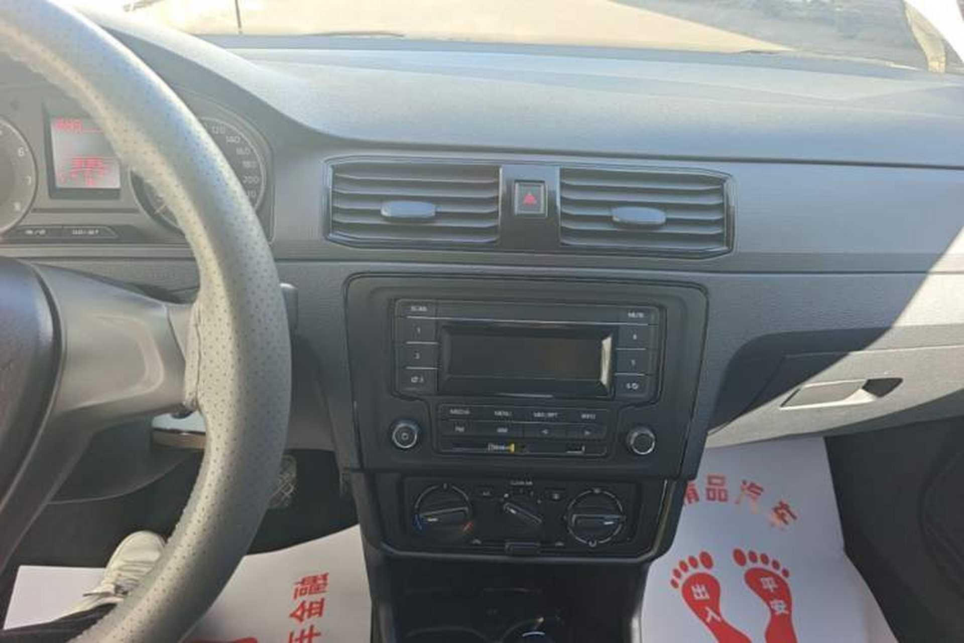 Used Volkswagen Santana 2021 1.5L Automatic Fashion Edition Audio And AC Panel