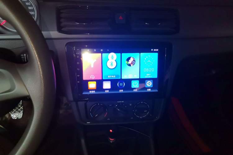 Used Volkswagen Santana 2021 1.5L Manual Fashion Edition Audio And AC Panel