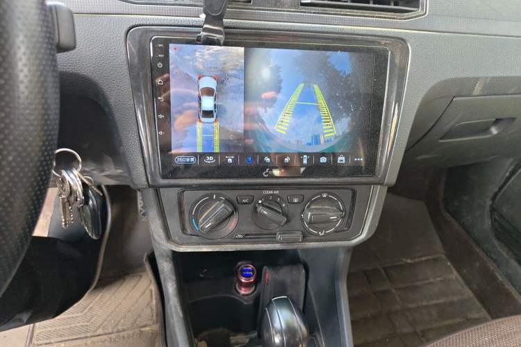 Used Volkswagen Santana 2021 1.5L Automatic Fashion Edition Audio And AC Panel
