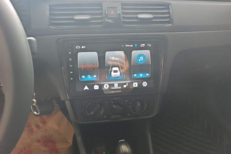 Used Volkswagen Santana 2021 1.5L Automatic Fashion Edition Audio And AC Panel
