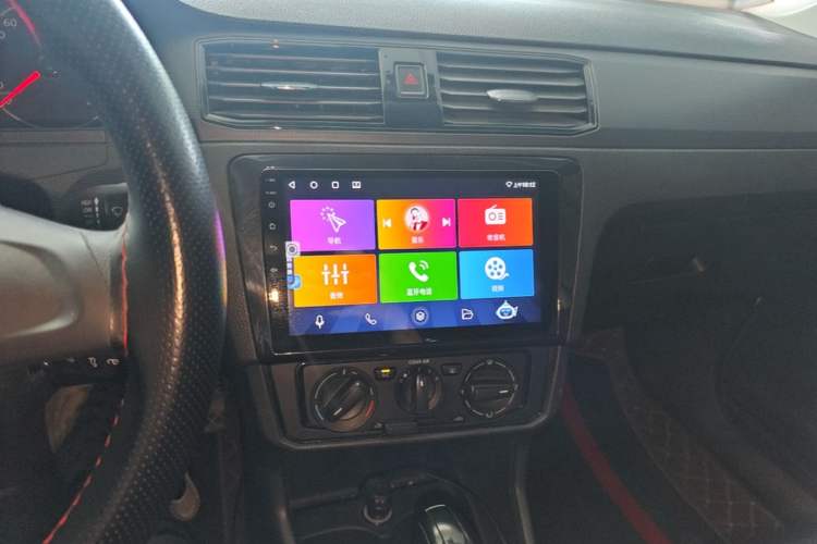 Used Volkswagen Santana 2021 1.5L Automatic Fashion Edition Audio And AC Panel