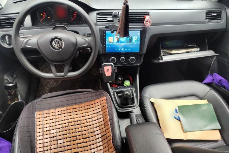 Used Volkswagen Santana 2021 1.5L Manual Fashion Edition Center Console