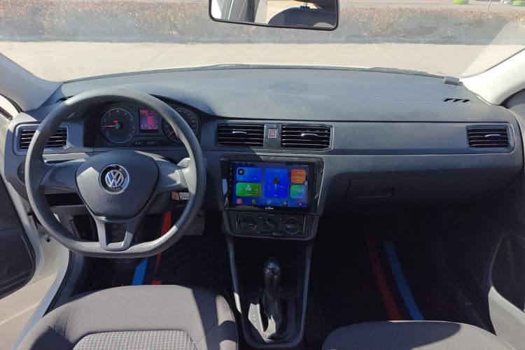 Used Volkswagen Santana 2021 1.5L Automatic Fashion Edition Center Console