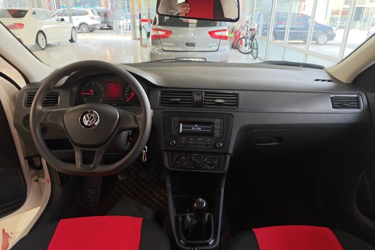 Used Volkswagen Santana 2021 1.5L Manual Fashion Edition Center Console