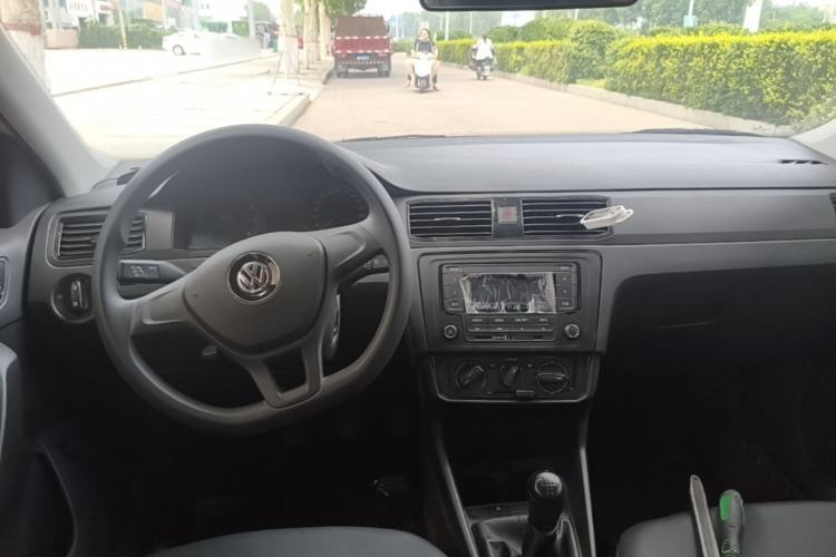 Used Volkswagen Santana 2021 1.5L Manual Fashion Edition Center Console