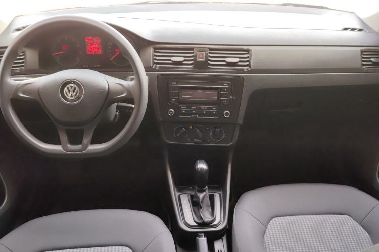 Used Volkswagen Santana 2021 1.5L Automatic Fashion Edition Center Console
