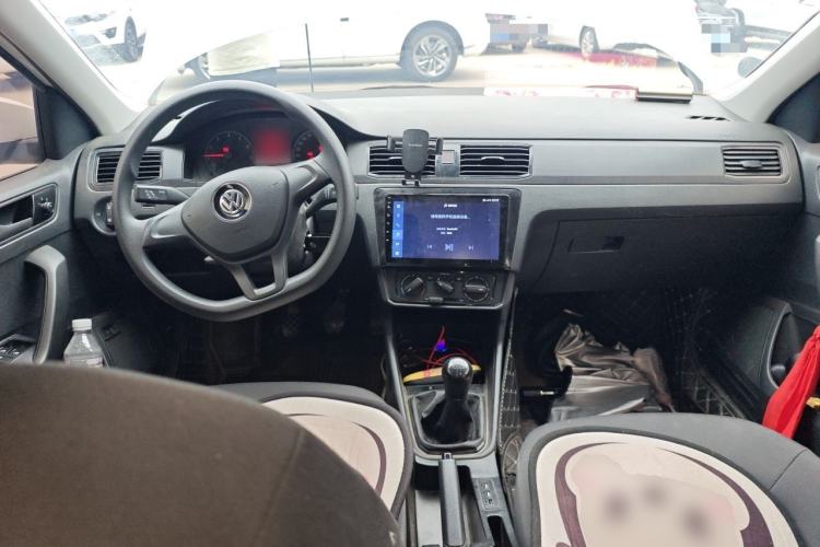 Used Volkswagen Santana 2021 1.5L Manual Fashion Edition Center Console