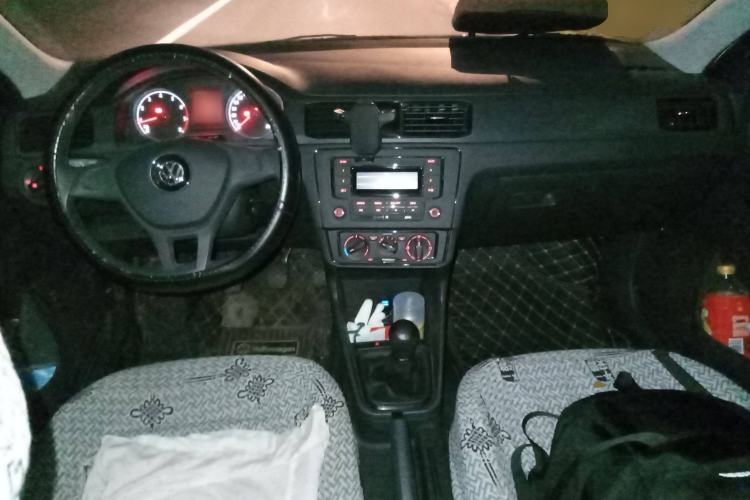 Used Volkswagen Santana 2021 1.5L Manual Fashion Edition Center Console