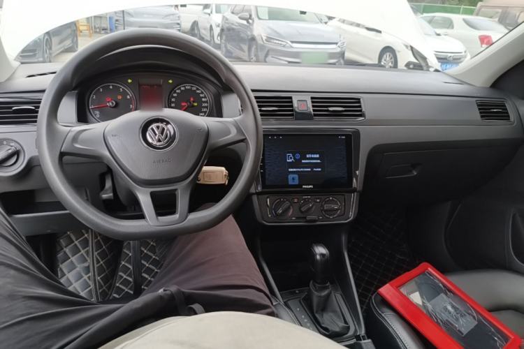Used Volkswagen Santana 2021 1.5L Automatic Fashion Edition Center Console