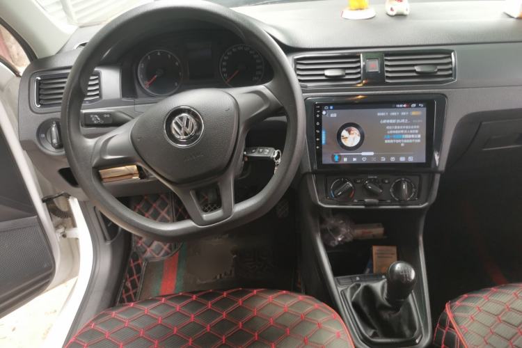 Used Volkswagen Santana 2021 1.5L Manual Fashion Edition Center Console
