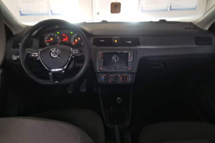Used Volkswagen Santana 2021 1.5L Manual Fashion Edition Center Console