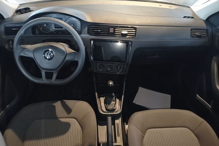 Used Volkswagen Santana 2021 1.5L Automatic Fashion Edition Center Console