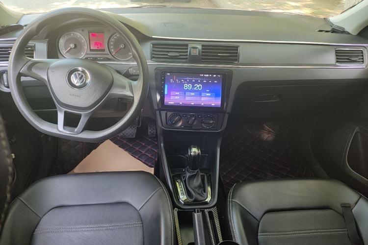 Used Volkswagen Santana 2021 1.5L Automatic Fashion Edition Center Console