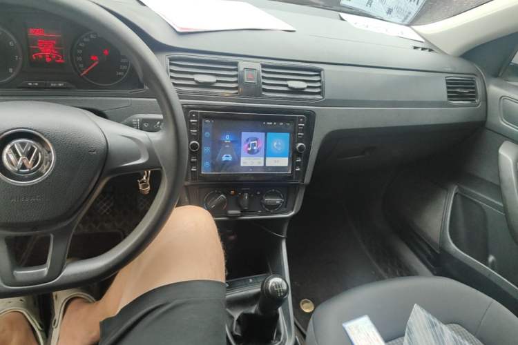 Used Volkswagen Santana 2021 1.5L Manual Fashion Edition Center Console