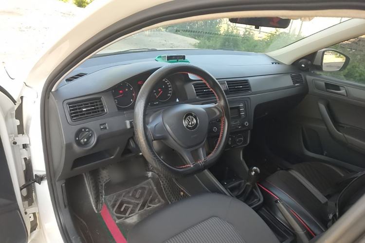 Used Volkswagen Santana 2021 1.5L Manual Fashion Edition Center Console