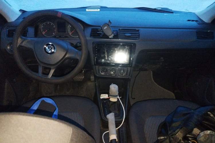 Used Volkswagen Santana 2021 1.5L Automatic Fashion Edition Center Console