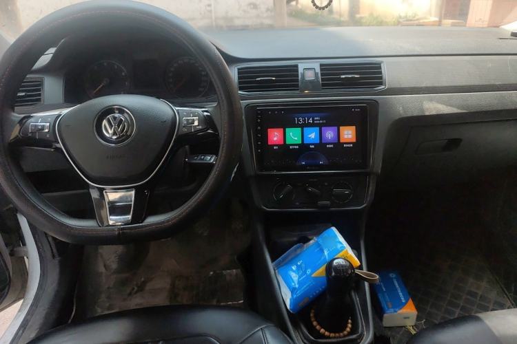 Used Volkswagen Santana 2021 1.5L Manual Fashion Edition Center Console