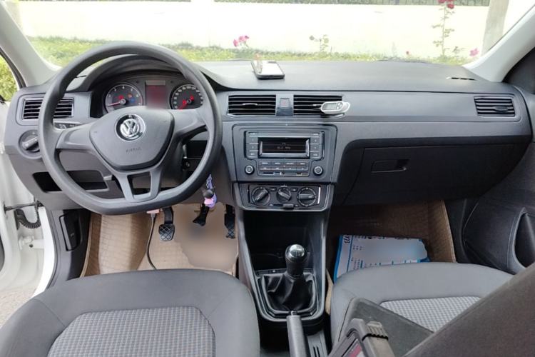 Used Volkswagen Santana 2021 1.5L Manual Fashion Edition Center Console