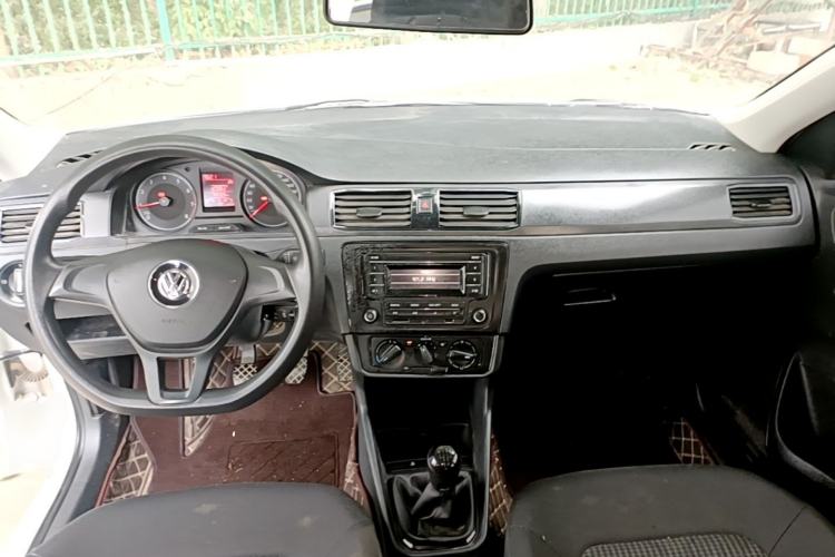 Used Volkswagen Santana 2021 1.5L Manual Fashion Edition Center Console