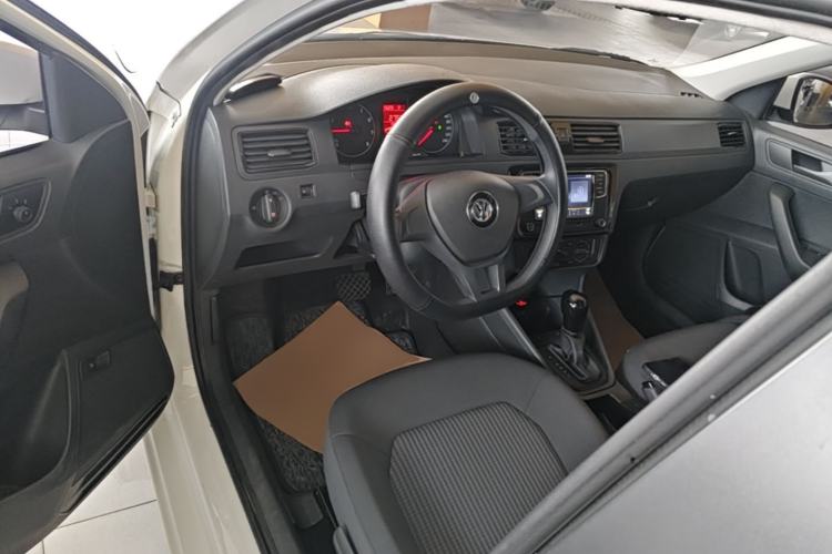 Used Volkswagen Santana 2021 1.5L Automatic Fashion Edition Center Console
