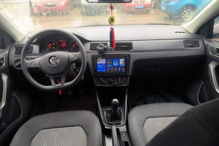 Used Volkswagen Santana 2021 1.5L Manual Fashion Edition Center Console