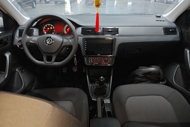 Used Volkswagen Santana 2021 1.5L Manual Fashion Edition Center Console