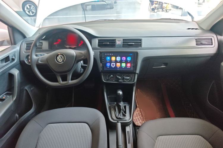Used Volkswagen Santana 2021 1.5L Automatic Fashion Edition Center Console