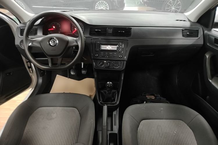 Used Volkswagen Santana 2021 1.5L Manual Fashion Edition Center Console