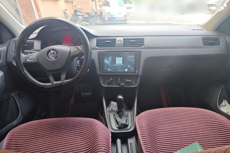 Used Volkswagen Santana 2021 1.5L Automatic Fashion Edition Center Console