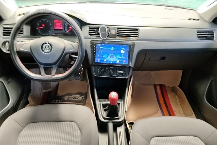 Used Volkswagen Santana 2021 1.5L Manual Fashion Edition Center Console