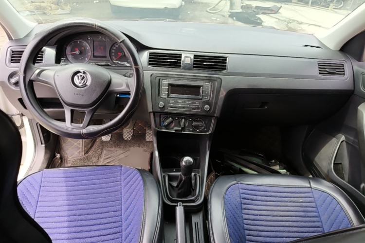 Used Volkswagen Santana 2021 1.5L Manual Fashion Edition Center Console