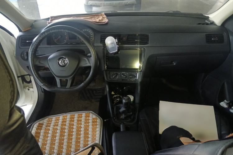 Used Volkswagen Santana 2021 1.5L Manual Fashion Edition Center Console