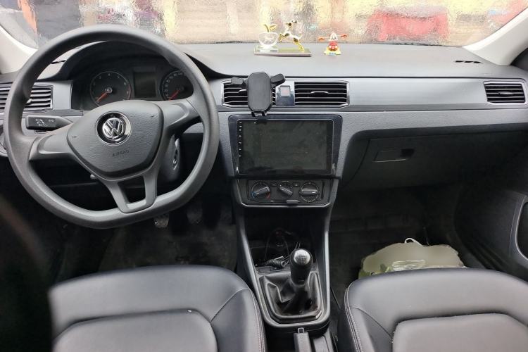 Used Volkswagen Santana 2021 1.5L Manual Fashion Edition Center Console