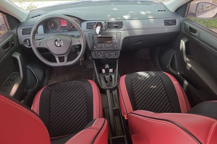 Used Volkswagen Santana 2021 1.5L Automatic Fashion Edition Center Console