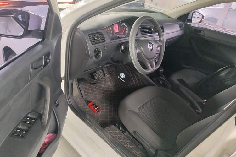 Used Volkswagen Santana 2021 1.5L Automatic Fashion Edition Driver Seat