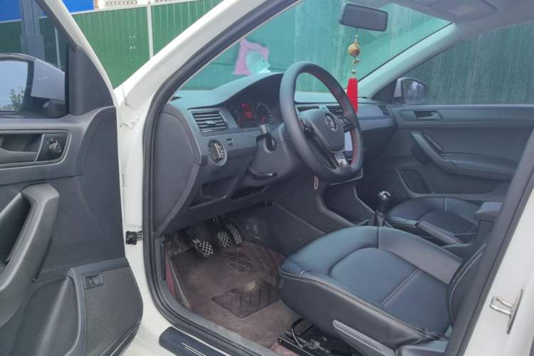 Used Volkswagen Santana 2021 1.5L Manual Fashion Edition Driver Seat