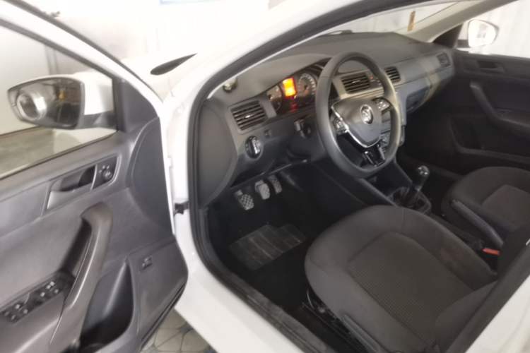 Used Volkswagen Santana 2021 1.5L Manual Fashion Edition Driver Seat
