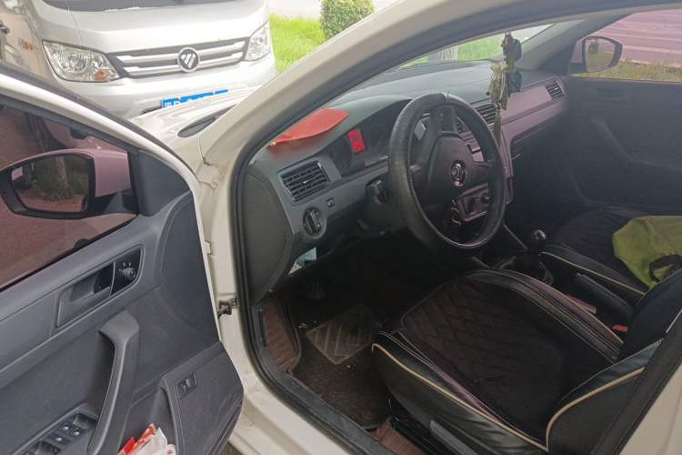 Used Volkswagen Santana 2021 1.5L Manual Fashion Edition Driver Seat