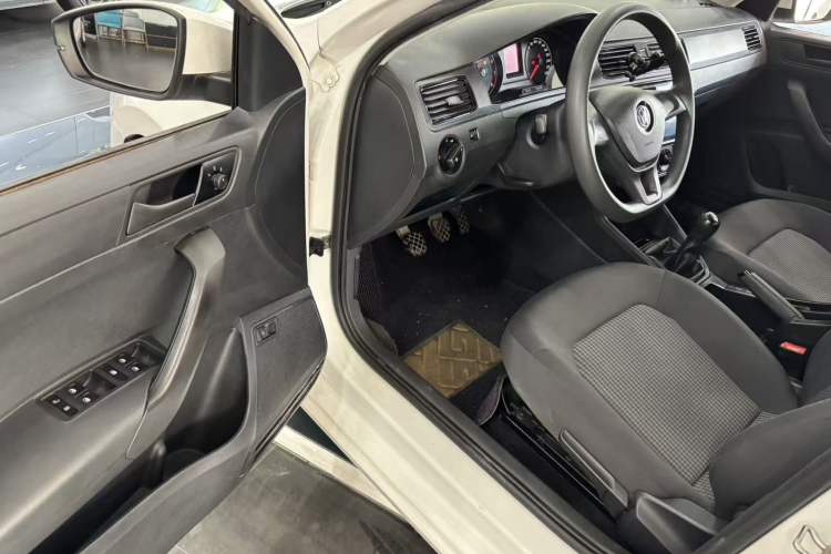Used Volkswagen Santana 2021 1.5L Manual Fashion Edition Driver Seat
