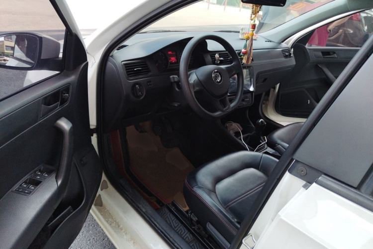 Used Volkswagen Santana 2021 1.5L Manual Fashion Edition Driver Seat