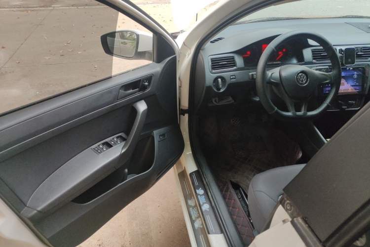 Used Volkswagen Santana 2021 1.5L Manual Fashion Edition Driver Seat