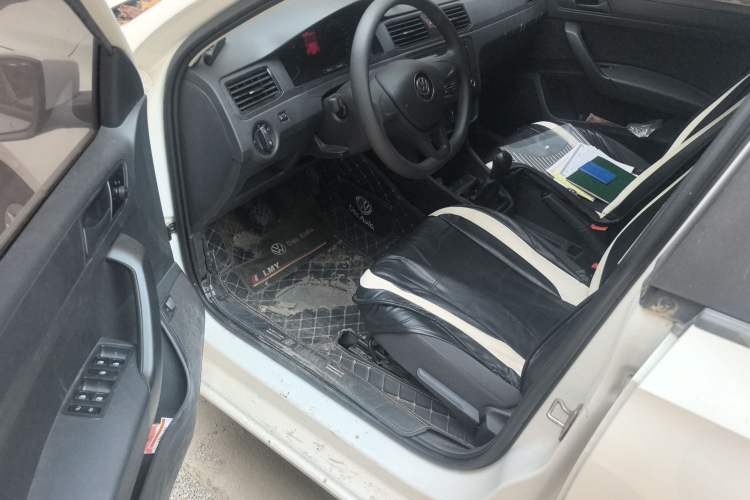 Used Volkswagen Santana 2021 1.5L Manual Fashion Edition Driver Seat
