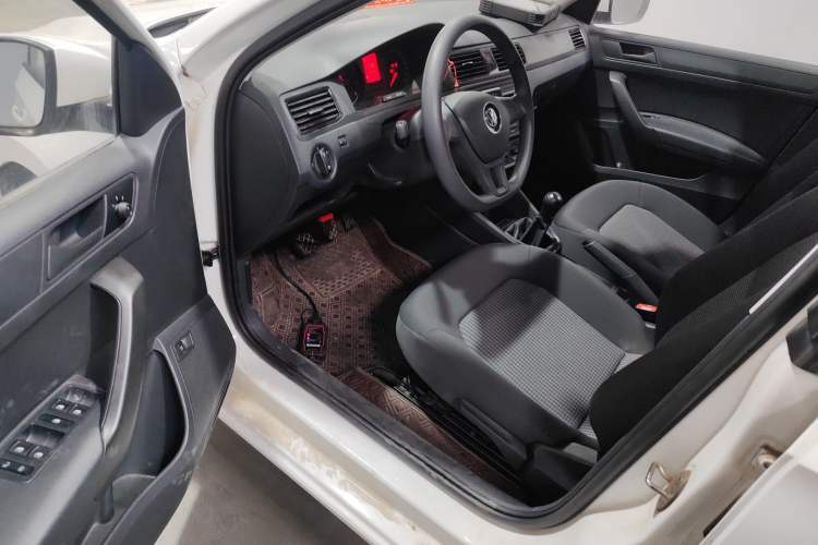 Used Volkswagen Santana 2021 1.5L Manual Fashion Edition Driver Seat
