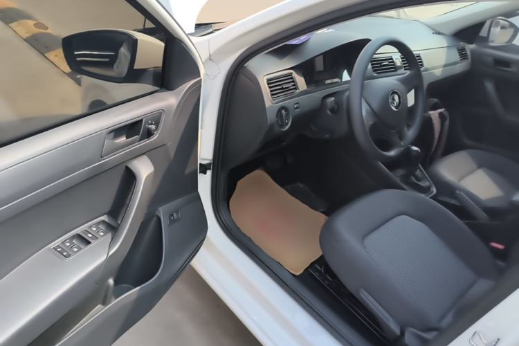 Used Volkswagen Santana 2021 1.5L Automatic Fashion Edition Driver Seat